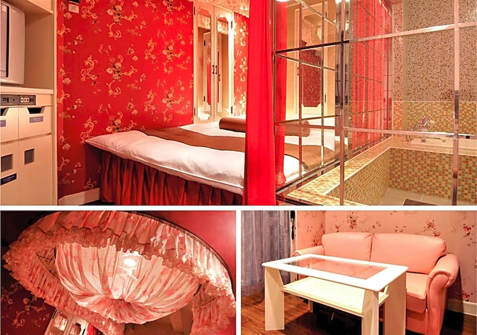 Hotel Ibaraki Charles Perrault no Shiroi Chapel - Adult Only