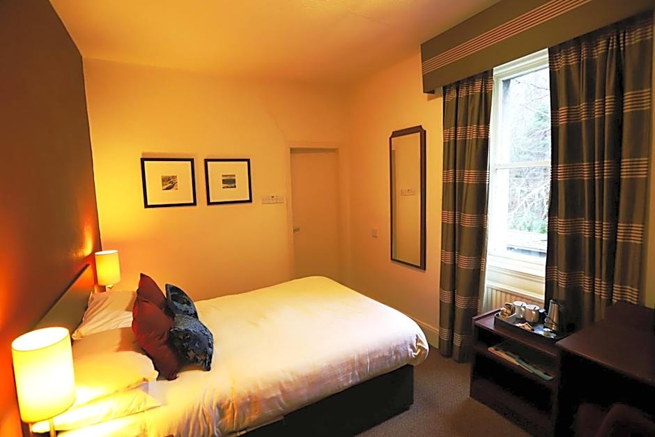 Photo 1 of 11 of Double Room