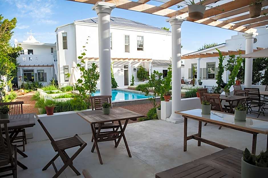 The Grand Hotel Robertson