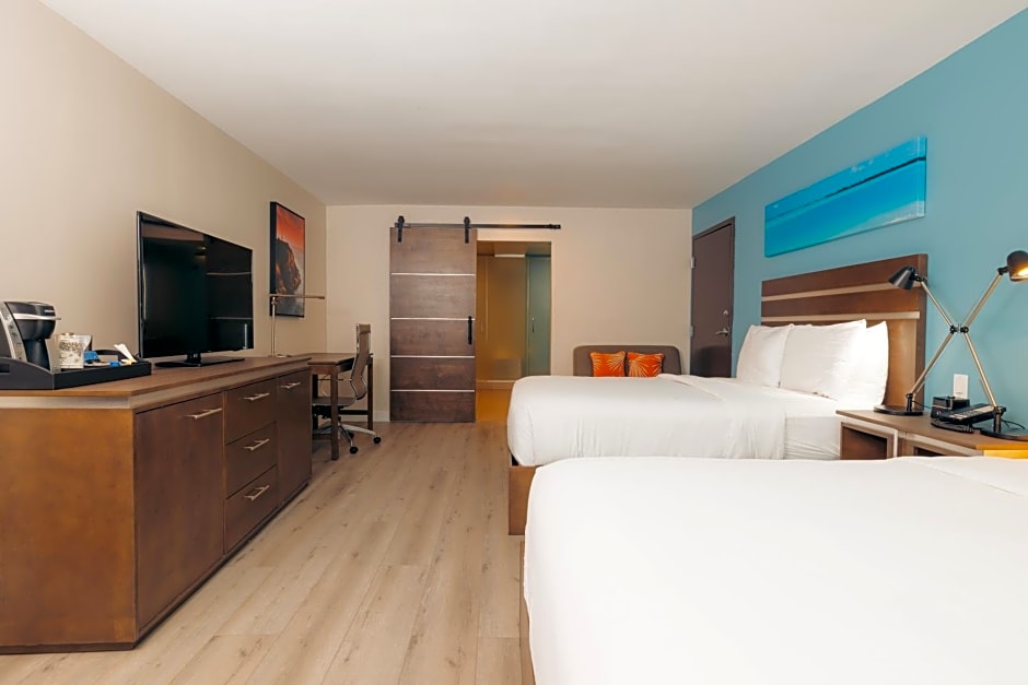 The Cove Hotel