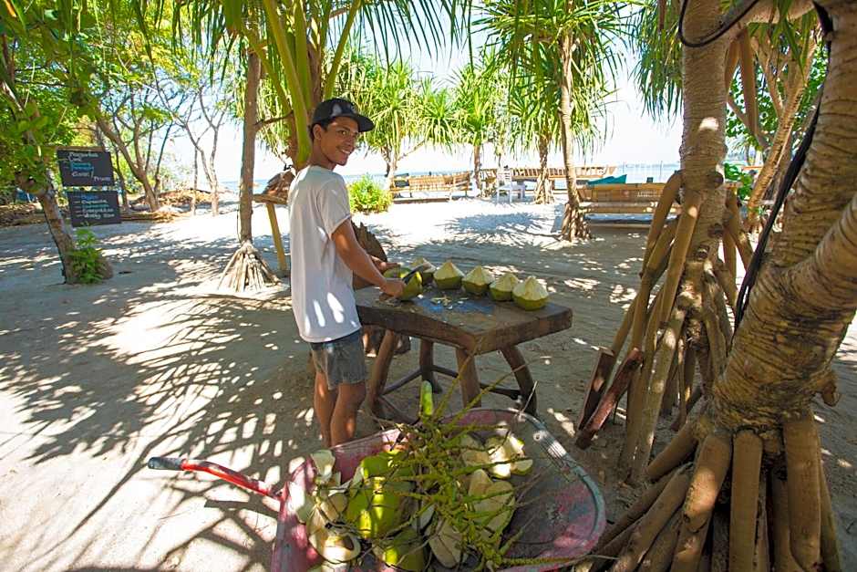 Island View Bar & Bungalow