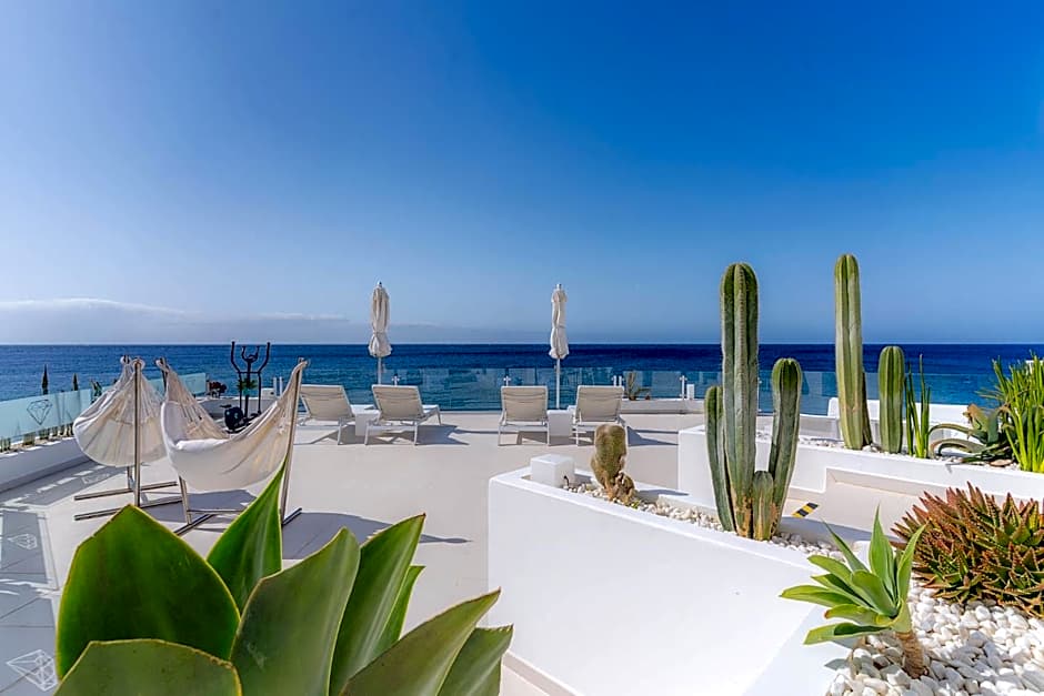 Lani's Suites de Luxe - Adults Only