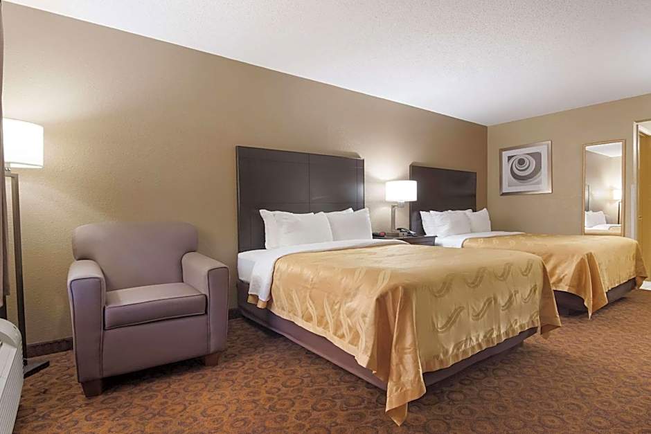 Quality Inn Magnolia