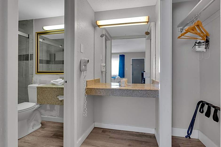 Days Inn by Wyndham Wrightstown McGuire AFB/Bordentown