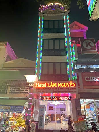 Hotel Lâm Nguyễn