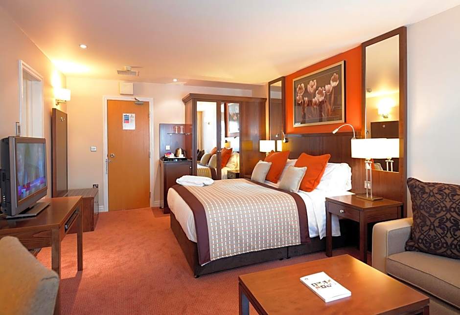 Best Western Plus Milford Hotel