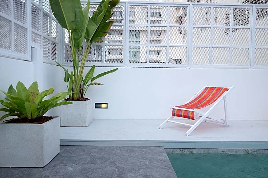 Borbaboom Phuket Poshtel & Hostel