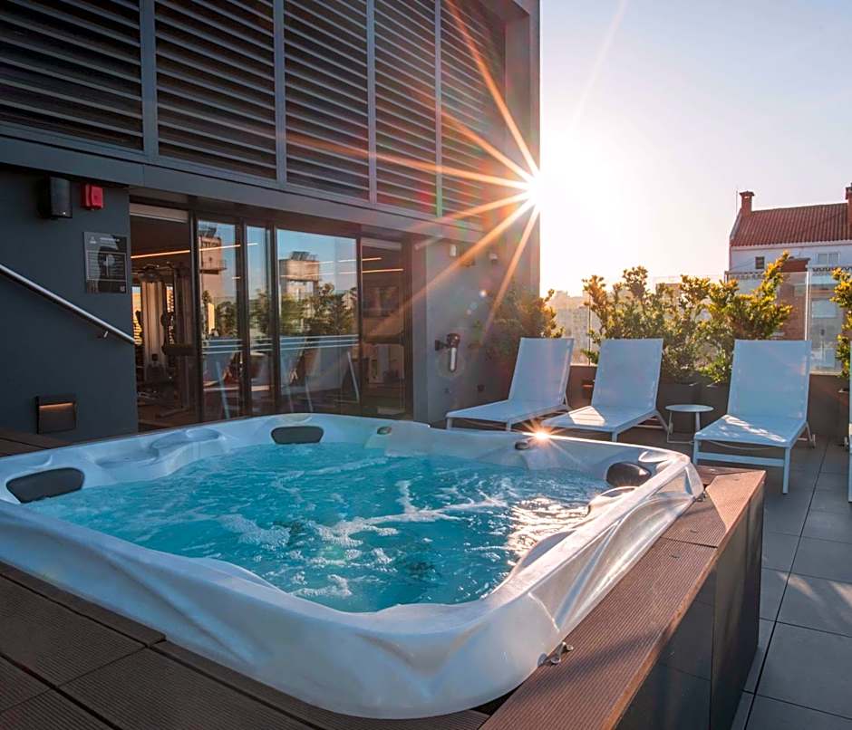 SORO Montevideo, Curio Collection by Hilton