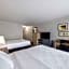 Country Inn & Suites by Radisson, Lake George (Queensbury), NY