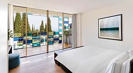 Triple Room with Lake View