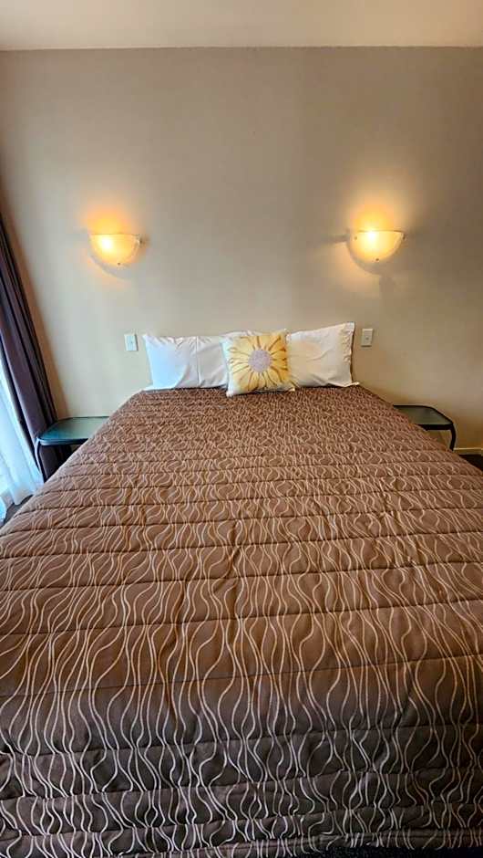 Ashburton's Regency Motel