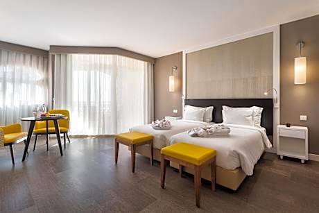 Double or Twin Room with Side Sea View
