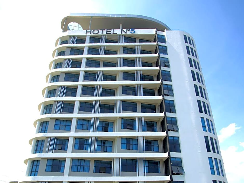Hotel No.5
