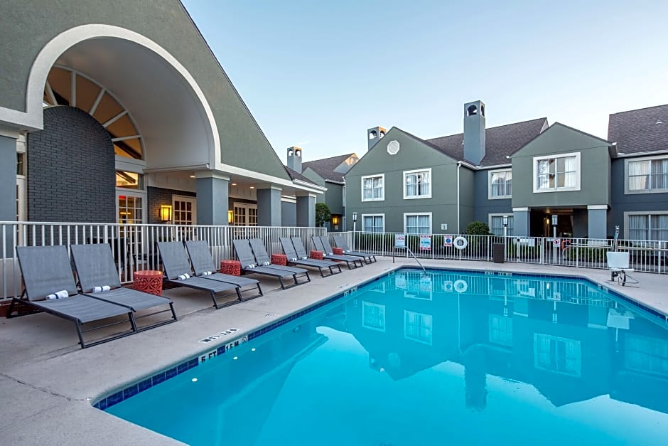 Homewood Suites by Hilton Savannah