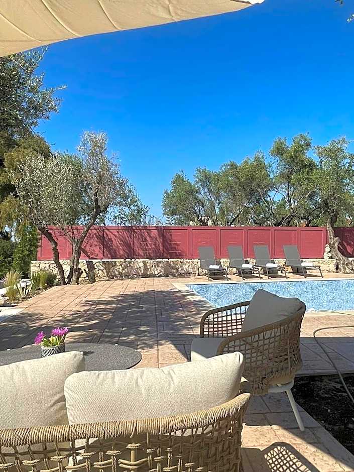 Nissi Collection Rooms