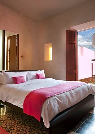 Suite with Pool View