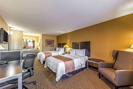 2 Queen beds, No Smoking
