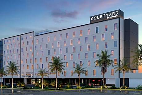 Wyndham Garden Guadalajara Acueducto