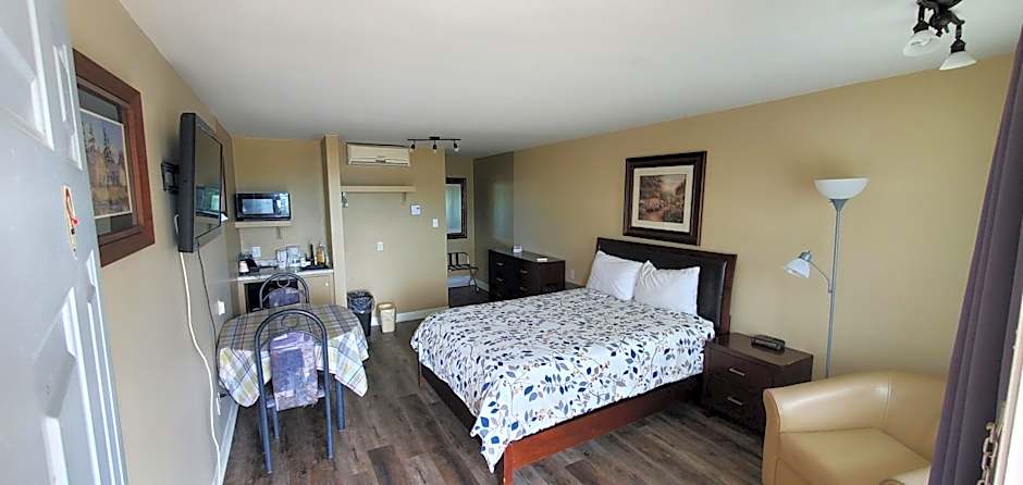 Fair Isle Motel & The Nest