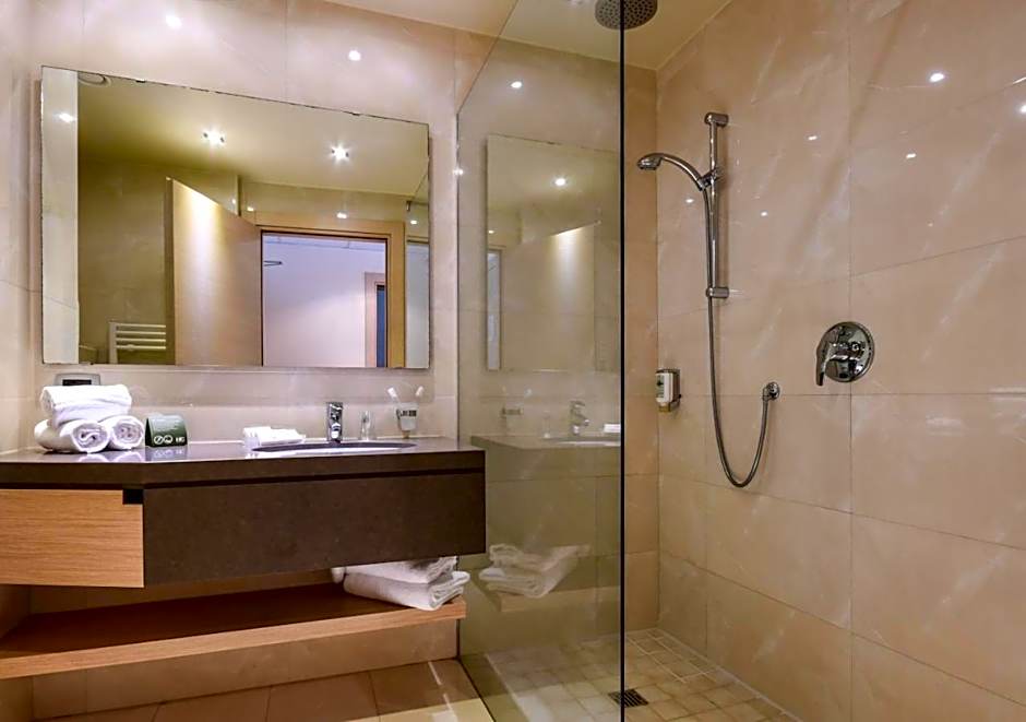 Hotel Parchi Del Garda