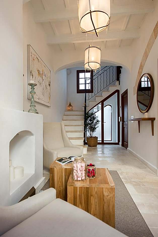 S'Hotelet d'es Born - Suites & SPA