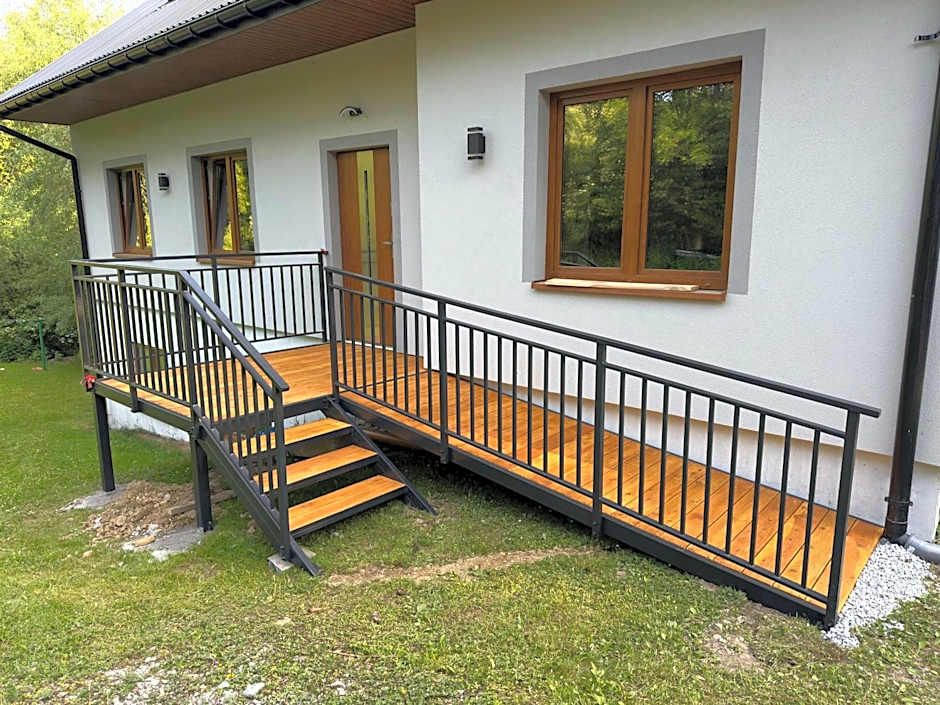 Domki i Apartamenty Pod Wzgórzem