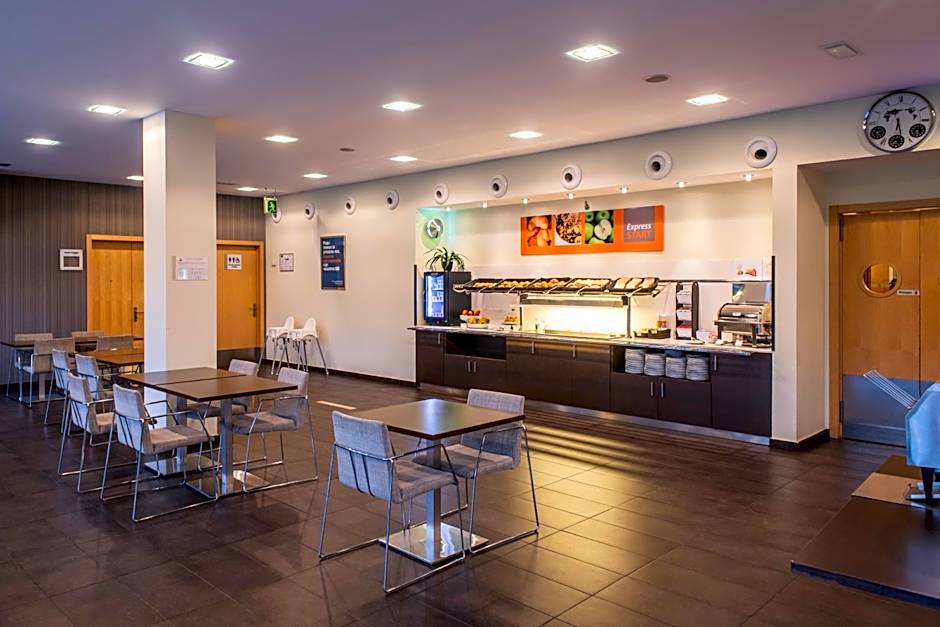 Holiday Inn Express Sant Cugat By IHG