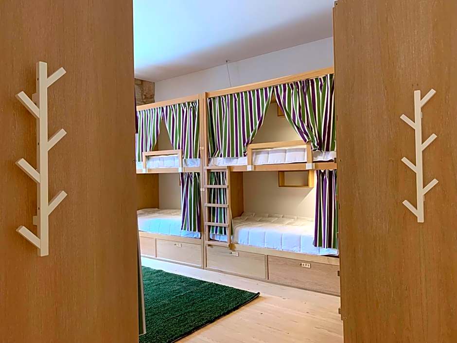 Lost Inn Porto Hostel