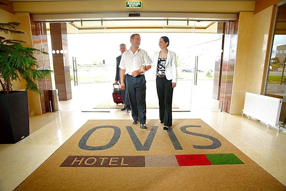 Ovis Hotel
