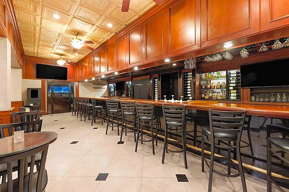 Wyndham Riverfront Little Rock