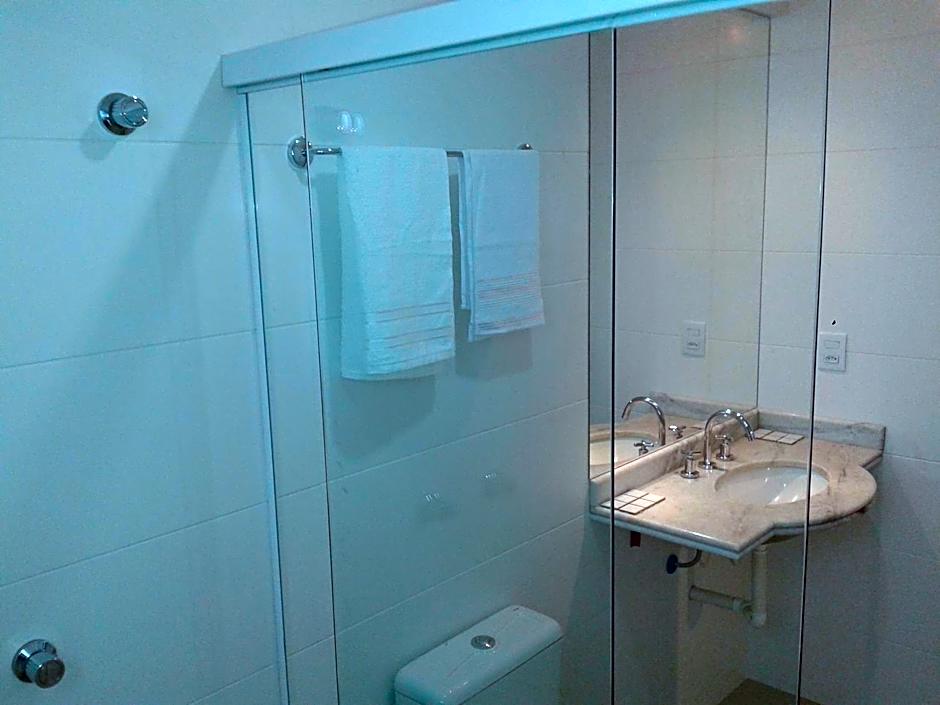 Apartamento no 20 piso com 90m2 e linda vista