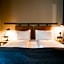 Exeter Hotel