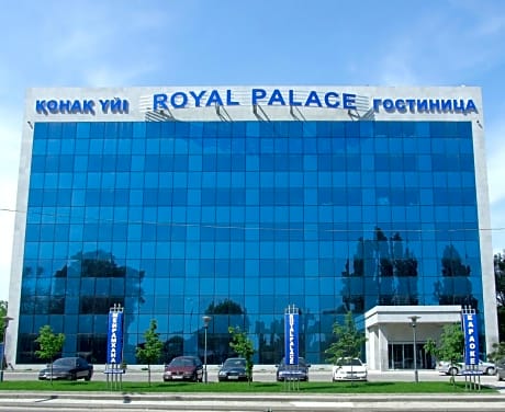 Royal Palace Hotel