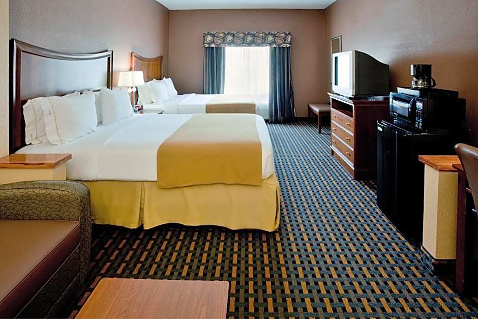 Holiday Inn Express Hotel & Suites Suffolk By IHG