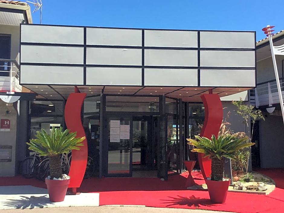 Hotel Le Phoebus Garden & Spa