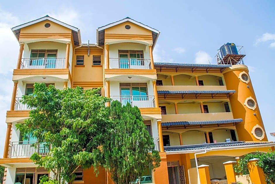 Tropical Suites Hotel