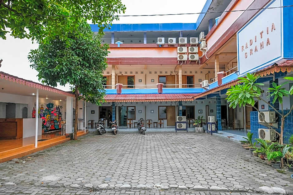 RedDoorz @ Hotel Raditia Graha Yogyakarta