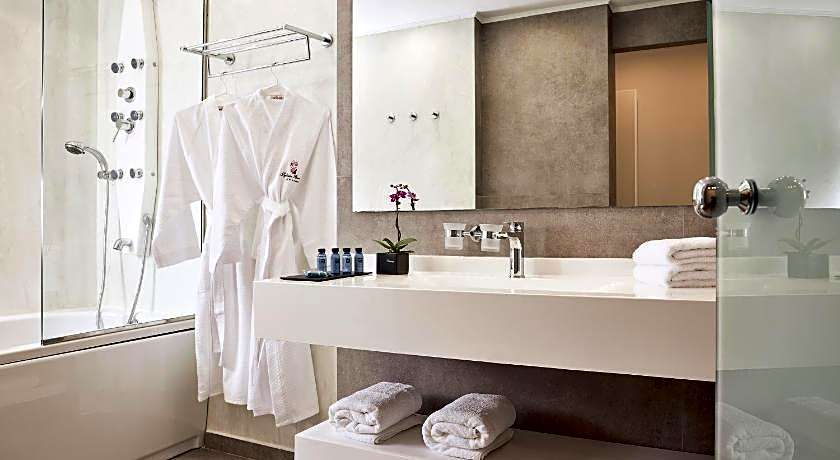 CHC Tylissos Beach Hotel