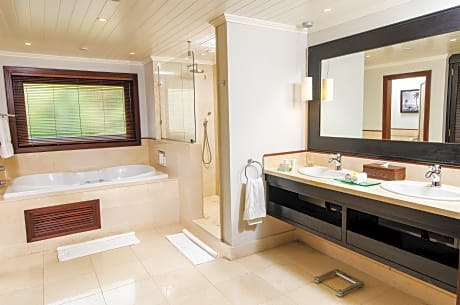 JUNIOR SUITE SINGLE OCCUPANCY