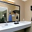 Super 8 by Wyndham Victoria TX