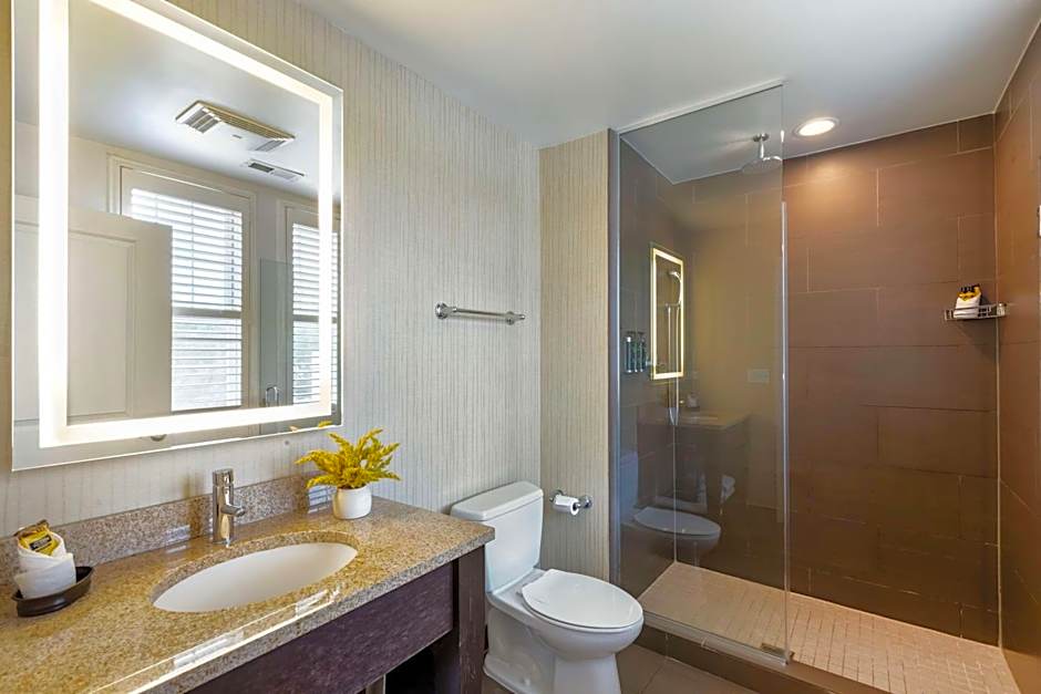 Best Western Plus Hawthorne Terrace Hotel