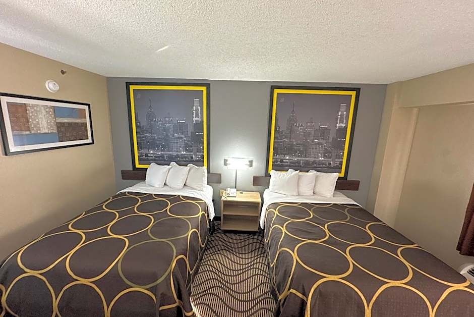 Super 8 by Wyndham Mars/Cranberry/Pittsburgh Area