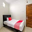 OYO 90045 Annafi Apartel