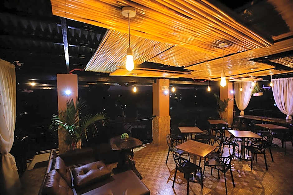 Marco s Tourist Inn by RedDoorz