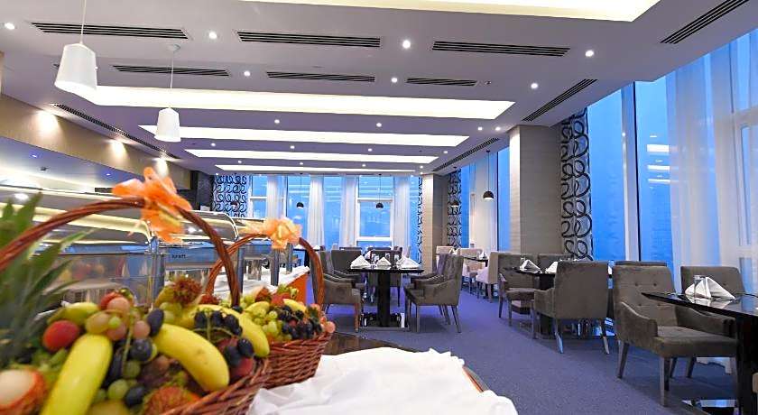 Orange Suites Hotel.