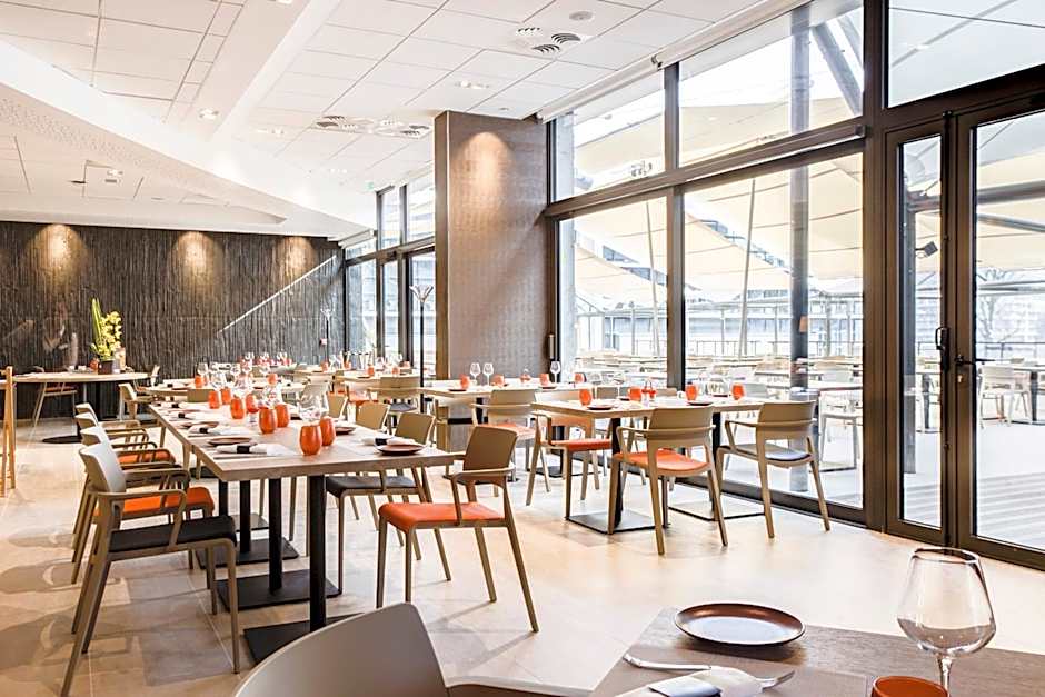 Spark by Hilton Lyon Park Saone