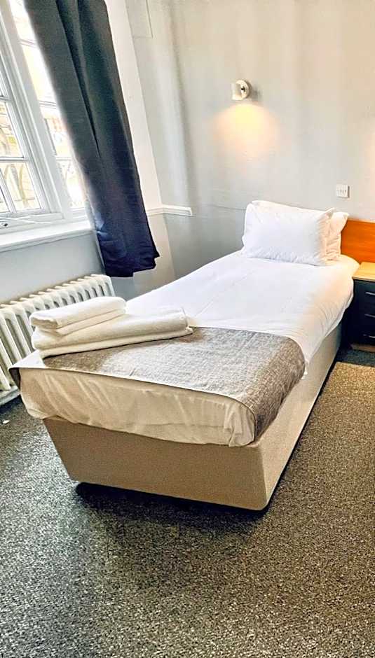 Sneyd Arms Hotel Tunstall