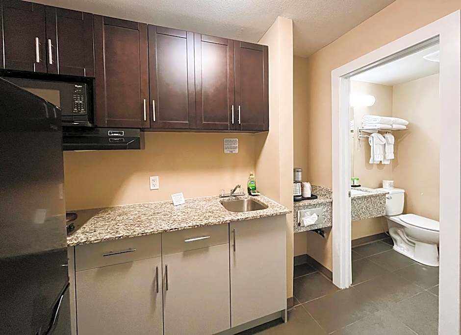 BCMInns - Peace River