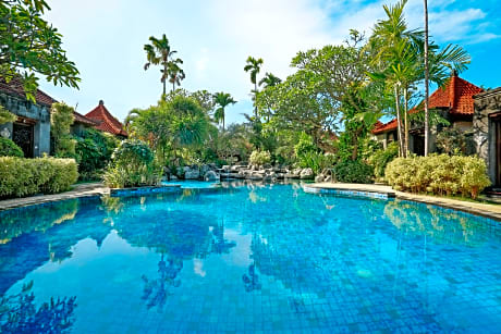 Parigata Villas Resort