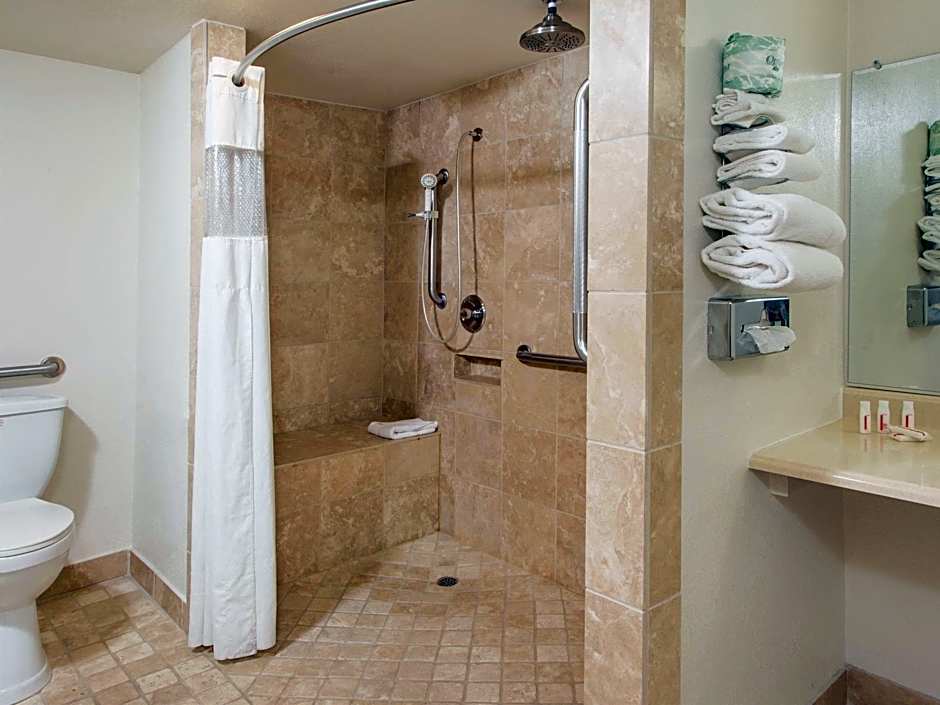 Days Inn Palm Springs – Palm Springs, CA